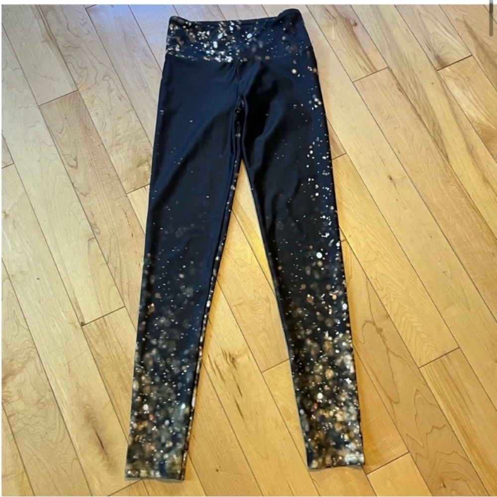 Goldsheep Falling Lights Gold Black Leggings size extra small